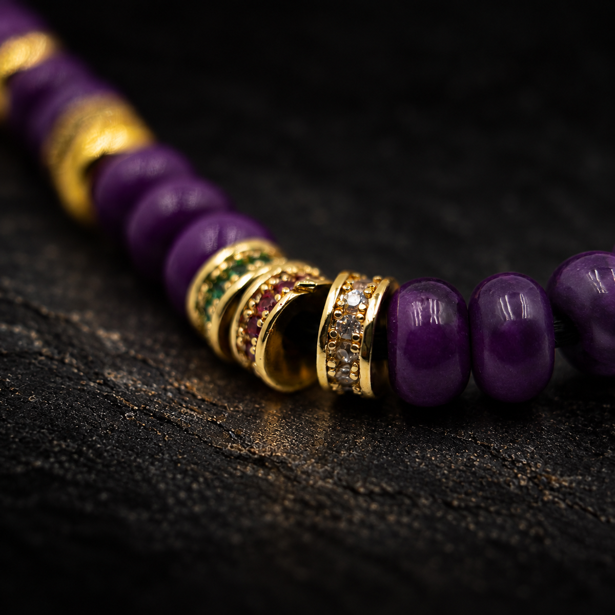 BAI QIULIAN Sugilite Bracelet – close-up detail on black slate background