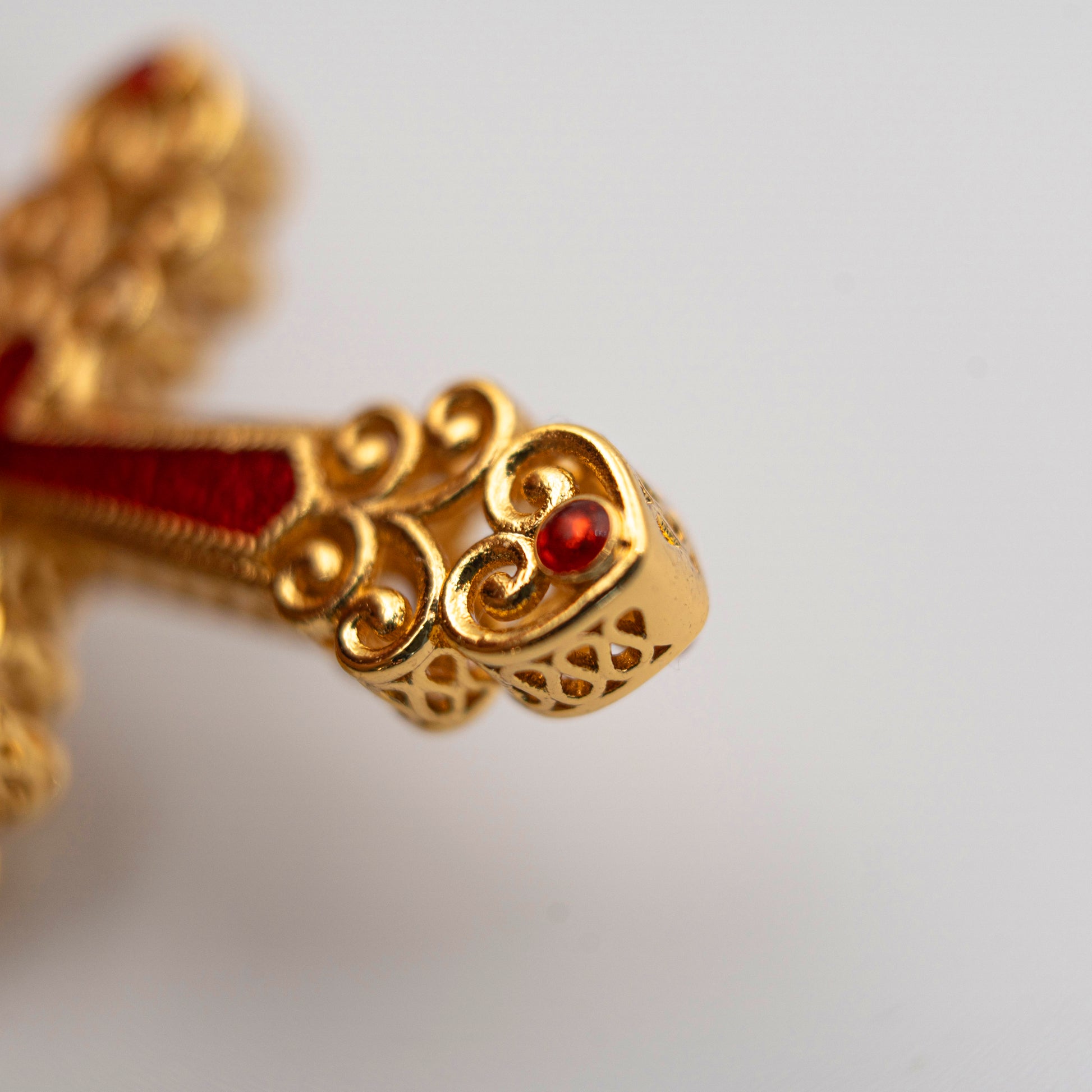Red Crystal Cross Necklace – Energy-Charged Spiritual Protection Jewelry - jambhala＆jewelry