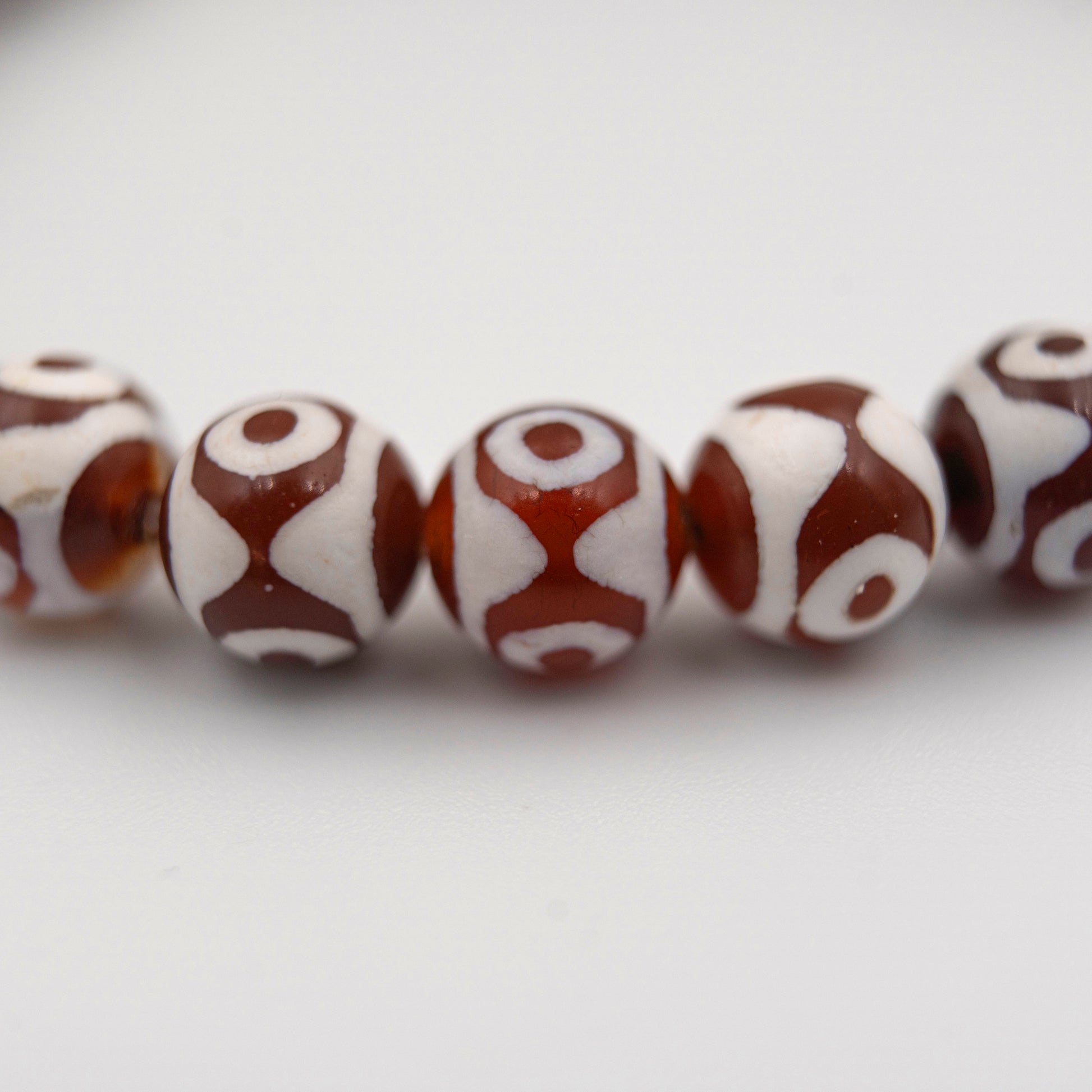 Red Etched Agate Bracelet – Energy-Charged Spiritual Jewelry for Passion & Protection - jambhala＆jewelry